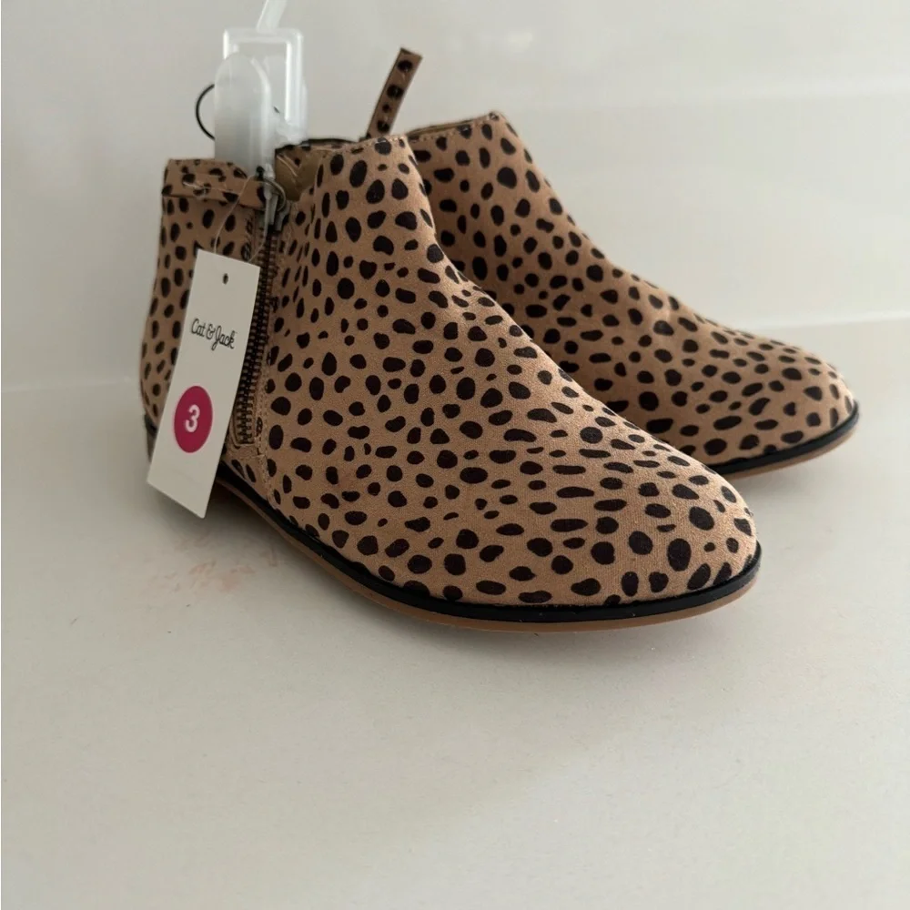 Girl’s boots leopard print booties big kid 3/4/5 cat and jack brown booties